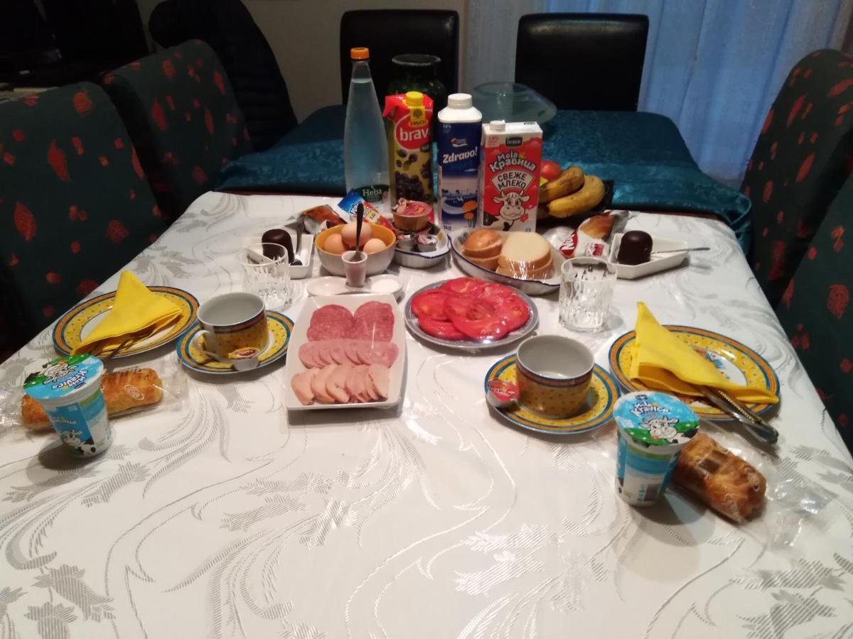 Sunce Bed and Breakfast Ćuprija Esterno foto